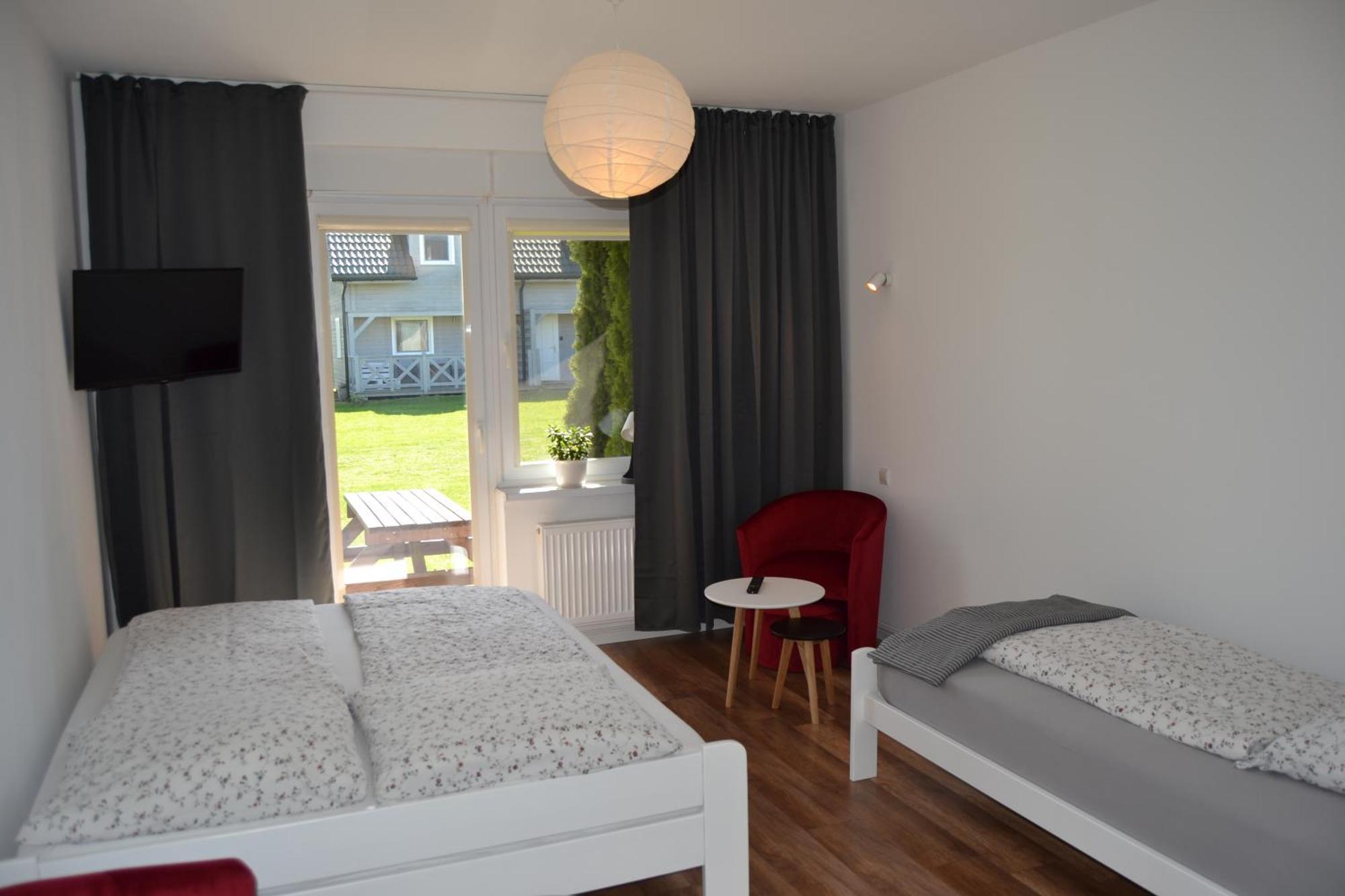 Dom Aurora - Pokoje 2, 3, 4 Osobowe Nad Morzem Dziwnówek Exterior foto